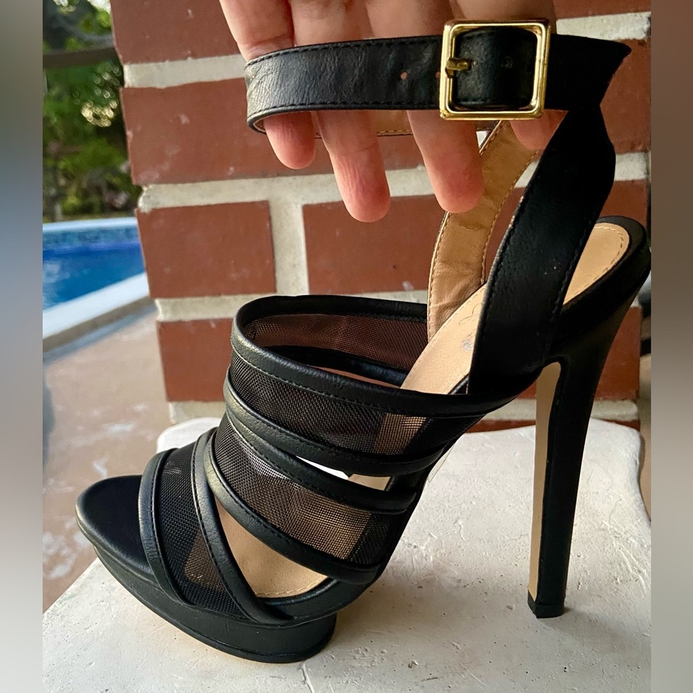 VICTORIA’S SECRET COLIN STUART BLACK MESH STRAPPY HEELS — SIZE 6.5